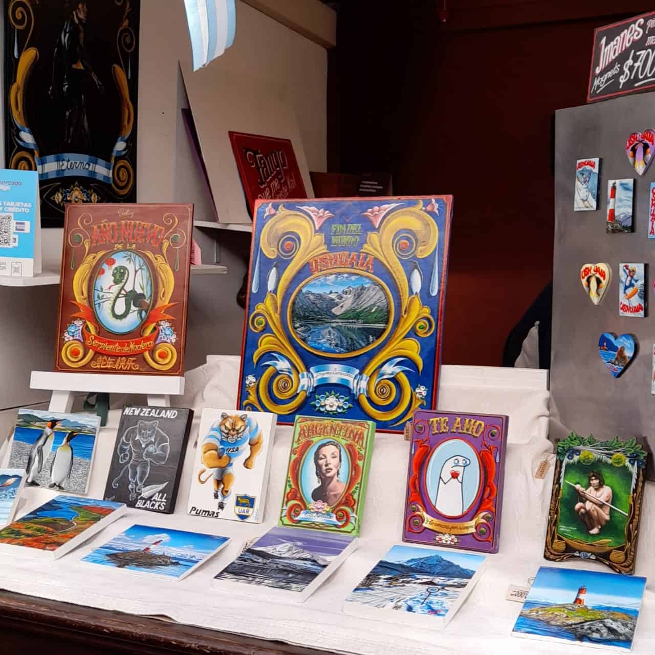 PASEO ARTESANAL ENRIQUETA GASTELUMENDI - Paseo Artesanal - Puesto 18 - Ushuaia City